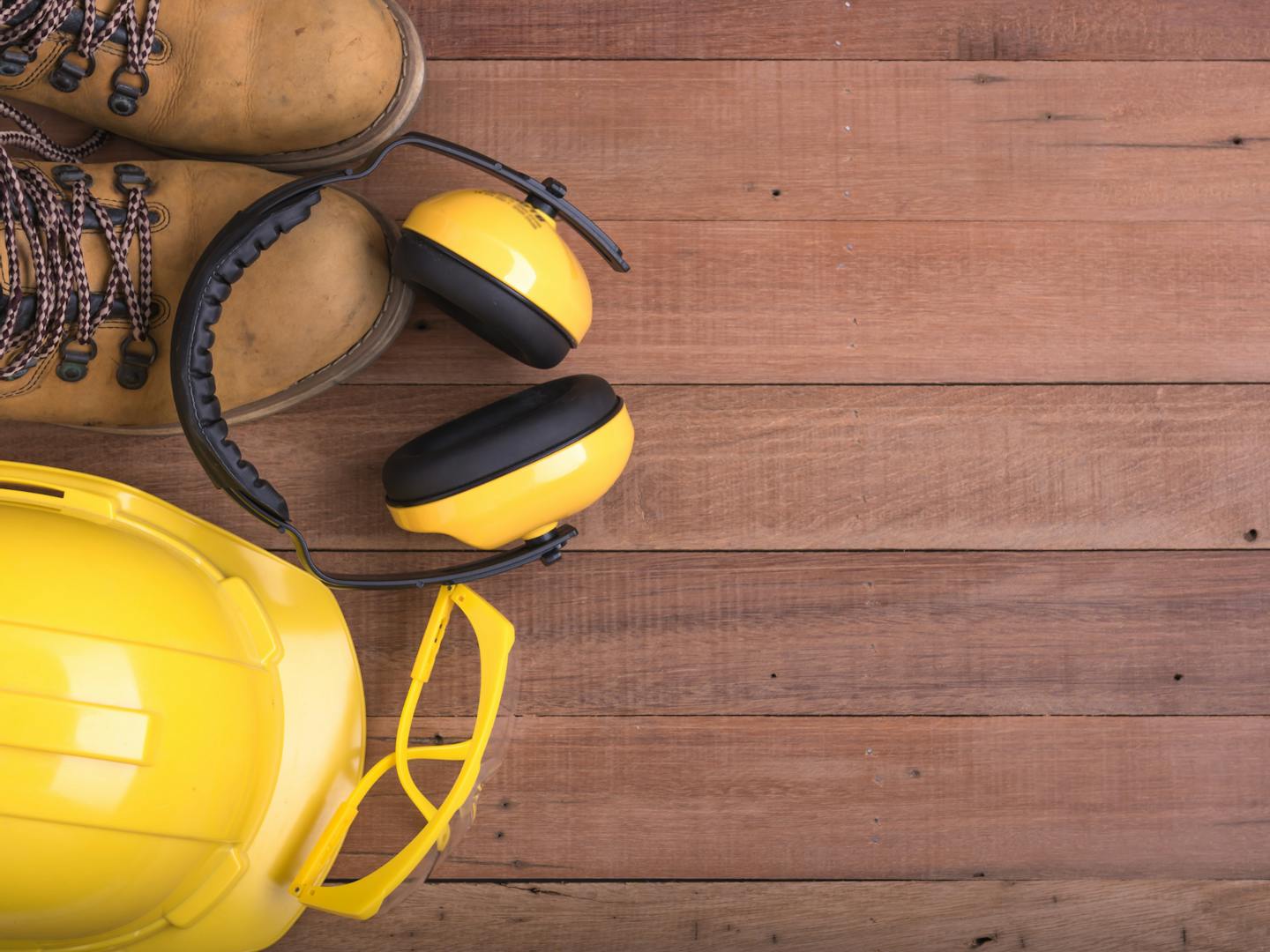 16 no brainer warehouse safety tips a distribution business should implement